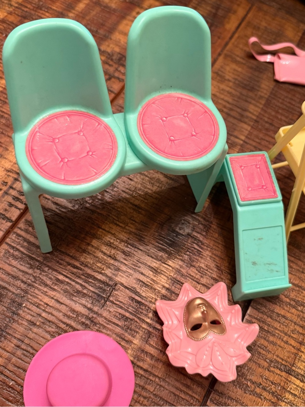 Vintage Barbie Accessories Lot Furniture Music Rockers Chairs Masks 1980s 1990s - Picture 14 of 15
